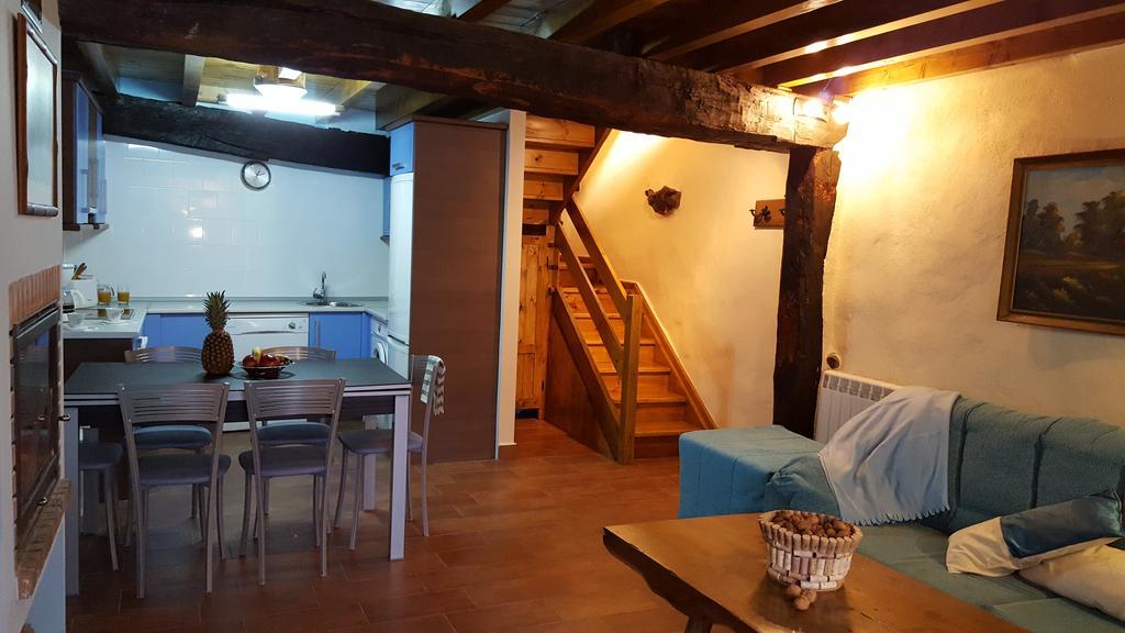 Apartamentos La Plazuela Quintana de Soba المظهر الخارجي الصورة